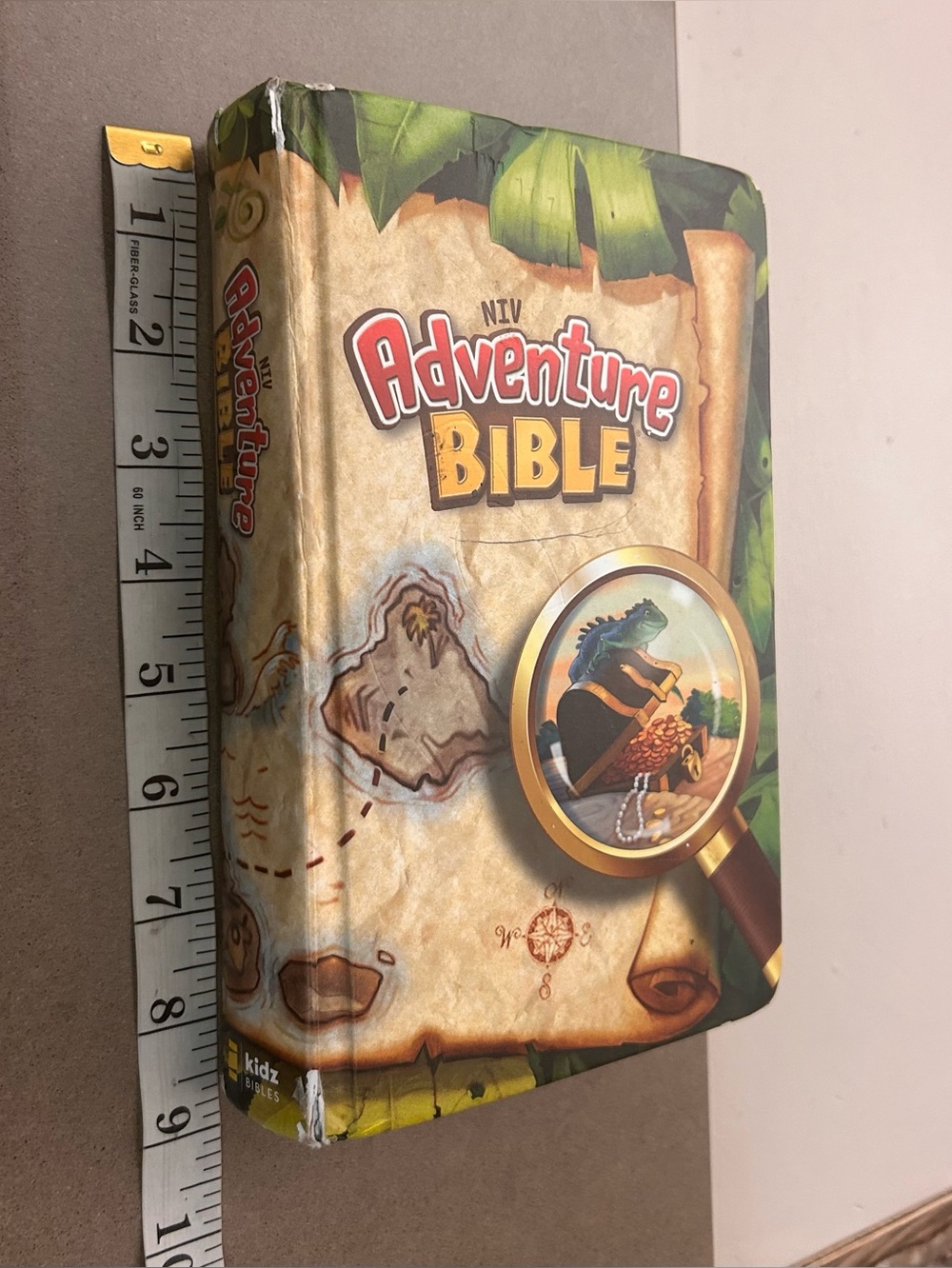 Bible NIV Adventure Bible by ZONDERkidz great shape!! - Picture 6 of 6